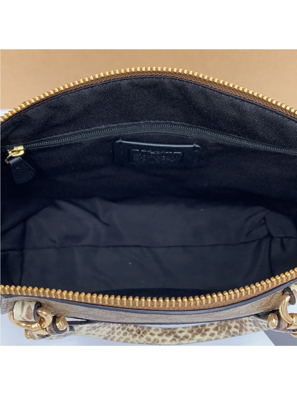 COACH Prairie Satchel / Shoulder In Colorblock
Signature Canvas Khaki/Black - Picture 12 of 16